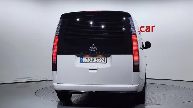 Hyundai Staria