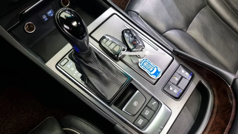 Hyundai Aslan