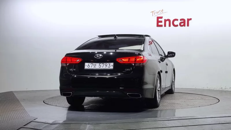 Hyundai Aslan