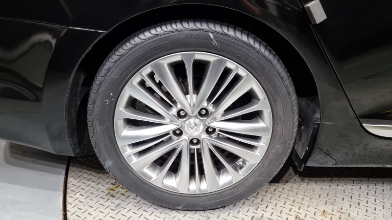 Hyundai Aslan