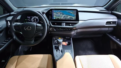 Lexus UX