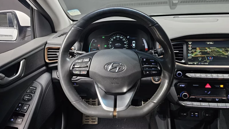 Hyundai Ioniq