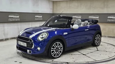 MINI Cooper Convertible