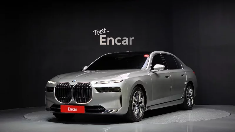 BMW 7-Series