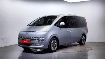 Hyundai Staria