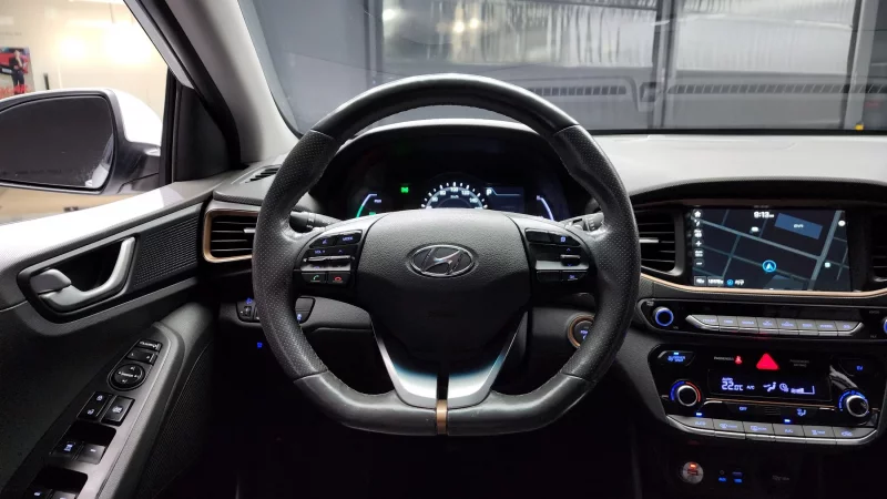Hyundai Ioniq