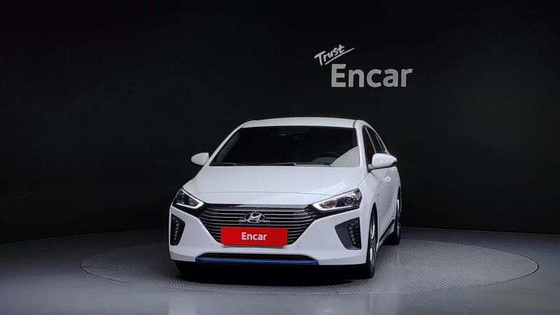 Hyundai Ioniq