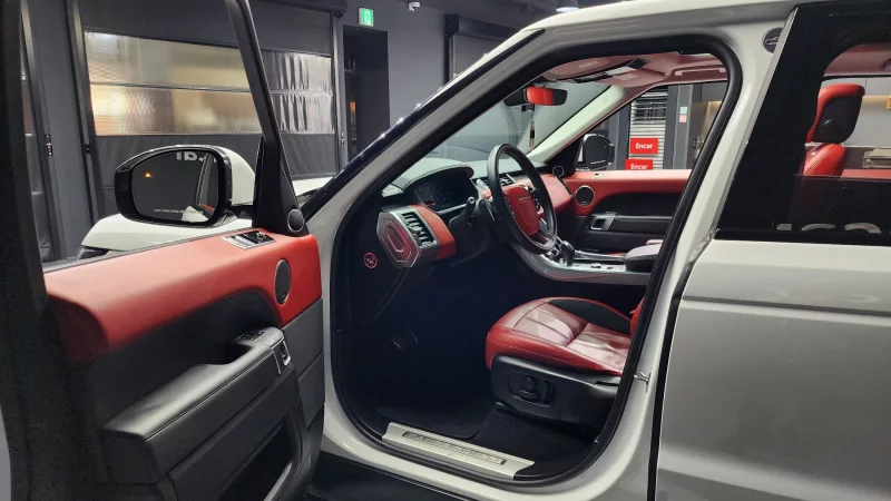 Land Rover RANGE ROVER SPORT