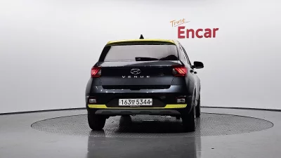 Hyundai Venue