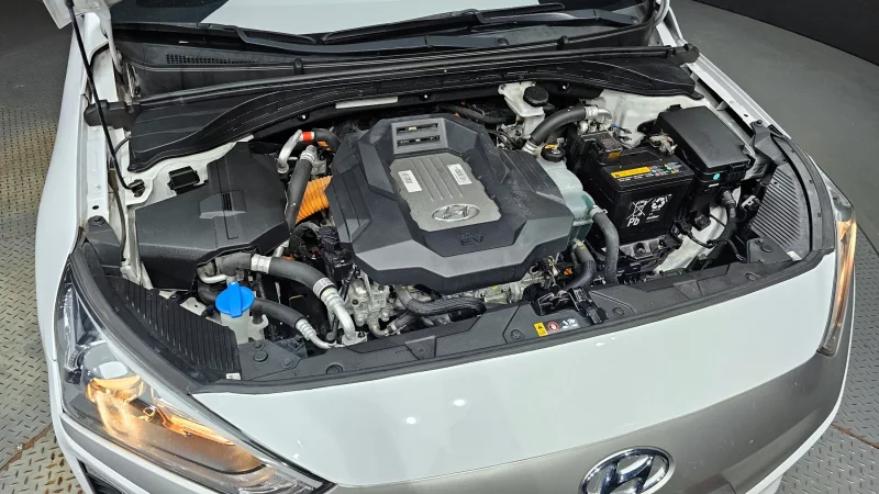 Hyundai Ioniq