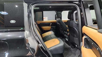 Land Rover DEFENDER