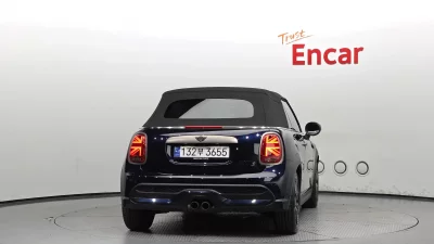 MINI Cooper Convertible