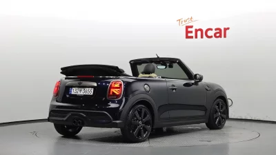 MINI Cooper Convertible