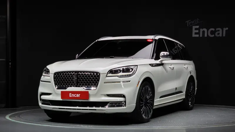 Lincoln Aviator