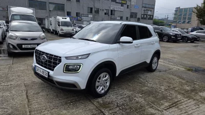Hyundai Venue