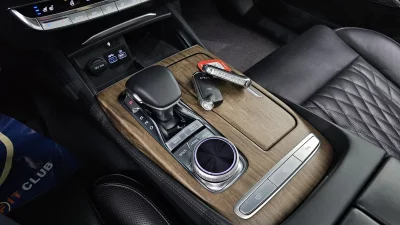 Kia K9
