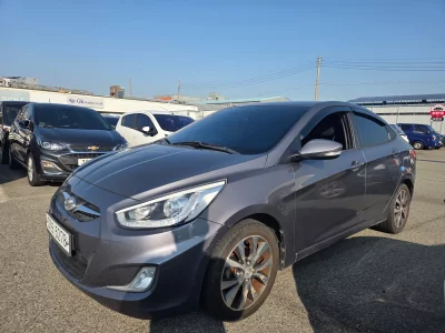Hyundai Accent