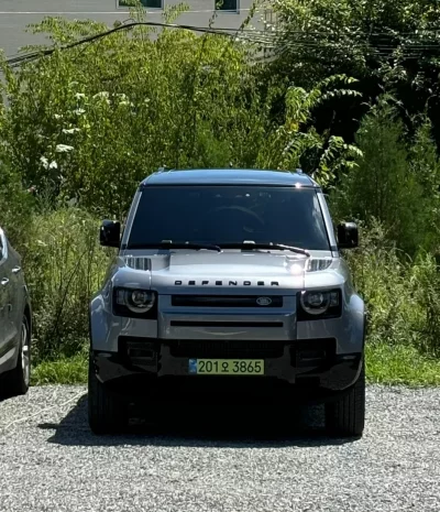 Land Rover DEFENDER
