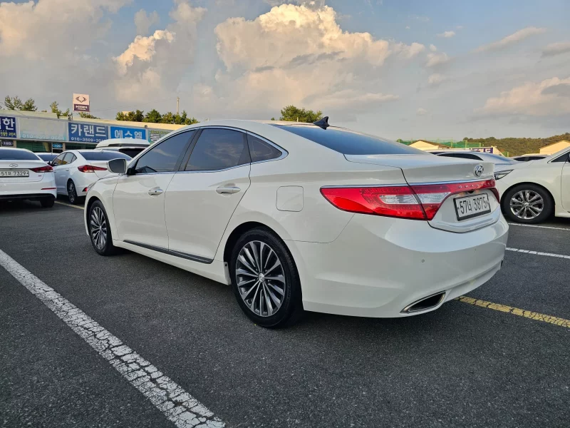 Hyundai Grandeur