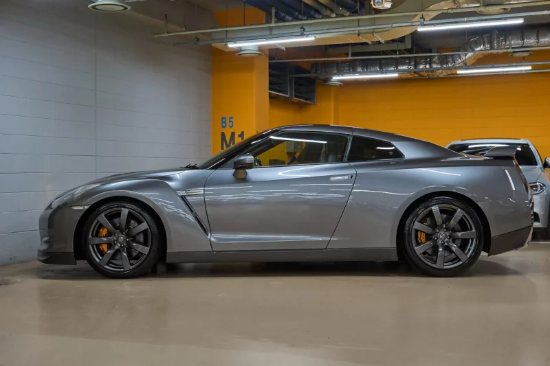 Nissan GT-R