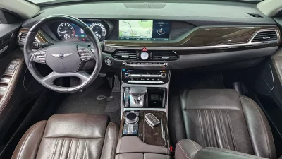 Genesis EQ900