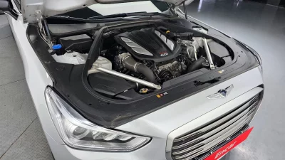 Genesis EQ900