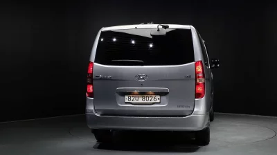 Hyundai Starex