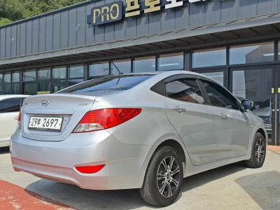 Hyundai Accent