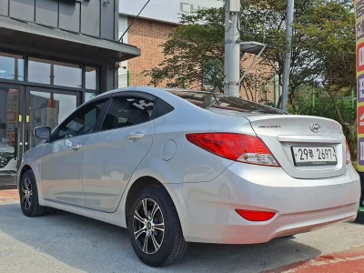 Hyundai Accent