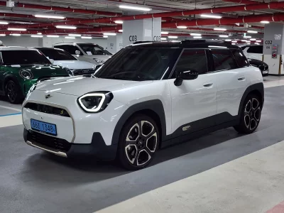 MINI Aceman