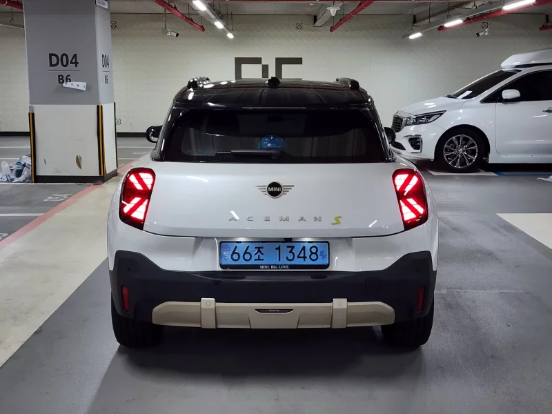 MINI Aceman