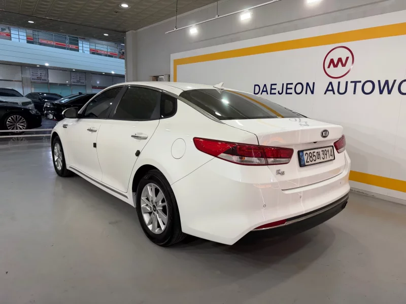 Kia K5