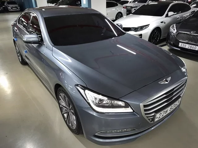 Hyundai Genesis