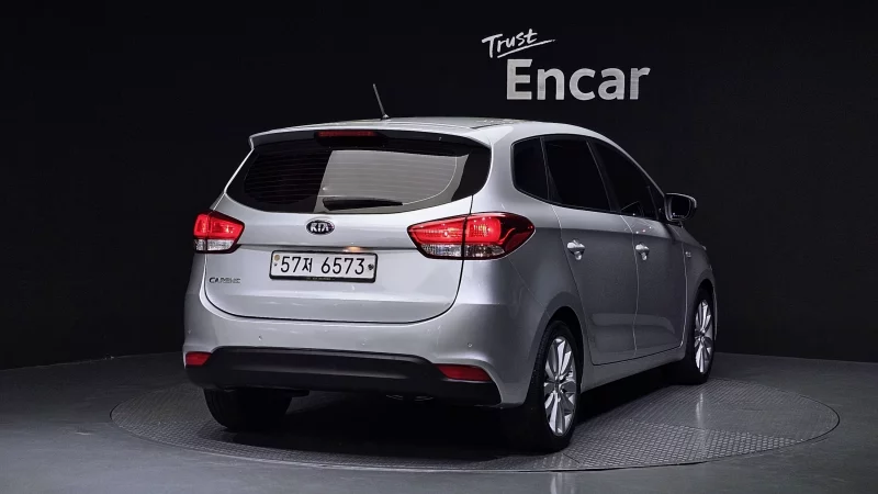 Kia Carens