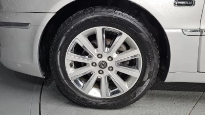 Kia OPIRUS