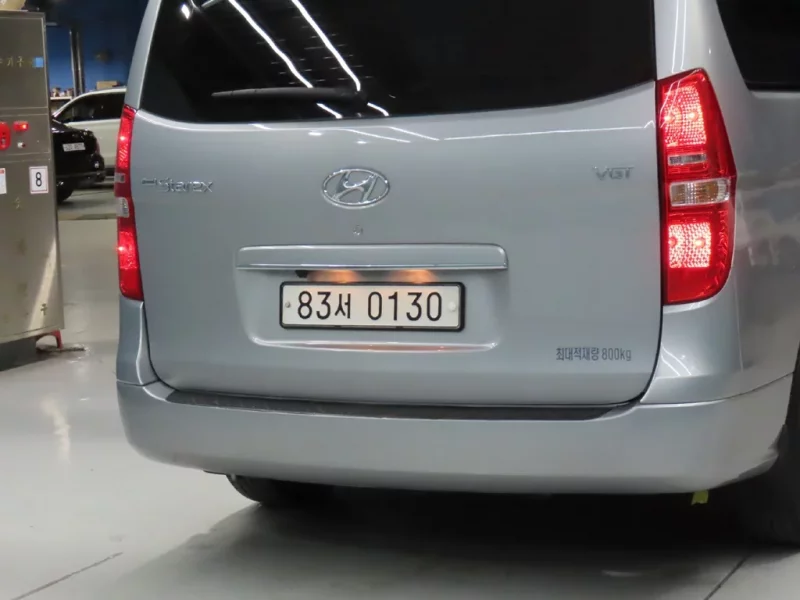 Hyundai Starex