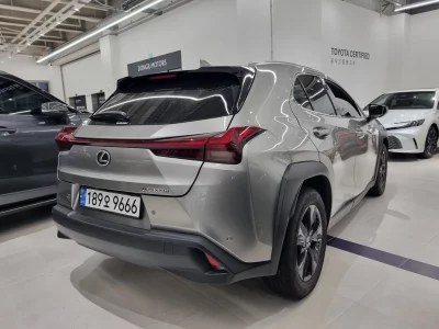 Lexus UX