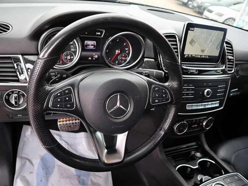 Mercedes-Benz GLE-Class