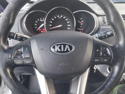 Kia pride