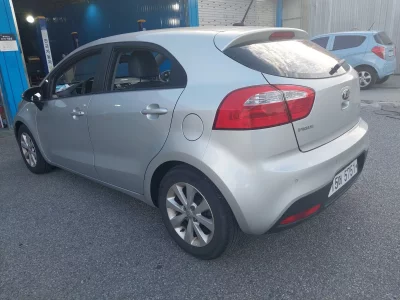 Kia pride