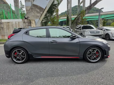 Hyundai Veloster