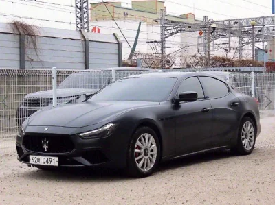 Maserati GHIBLI
