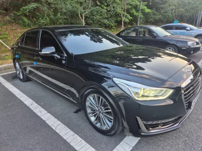 Genesis EQ900