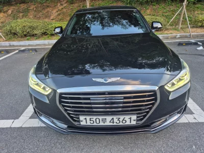 Genesis EQ900