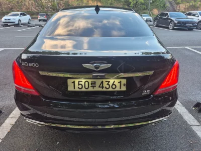 Genesis EQ900