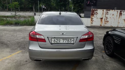 Hyundai Genesis