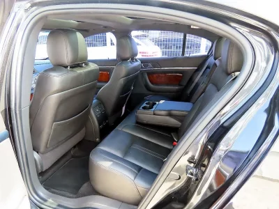 Lincoln MKS