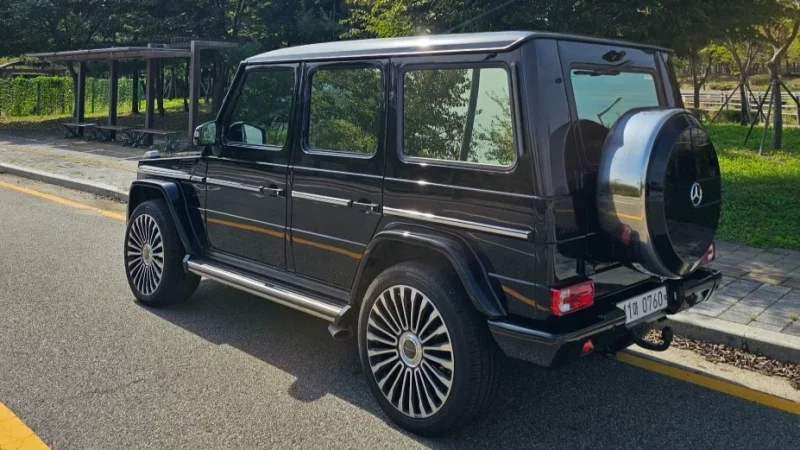 Mercedes-Benz G-Class