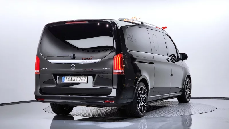 Mercedes-Benz V-Class