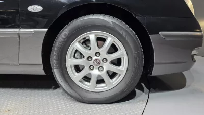 Kia OPIRUS
